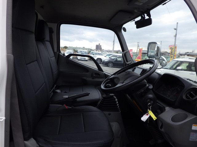 トヨタ トヨエース 小型 平ボディ TKG-XZU650(102718) 7枚目