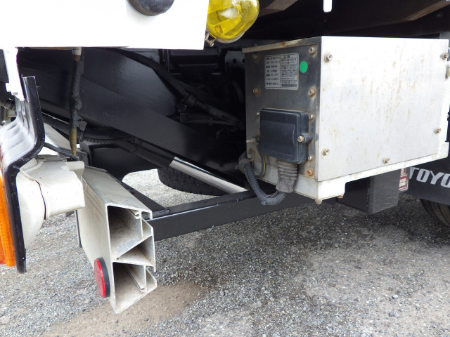 トヨタ トヨエース 小型 平ボディ TKG-XZU650(102718) 38枚目