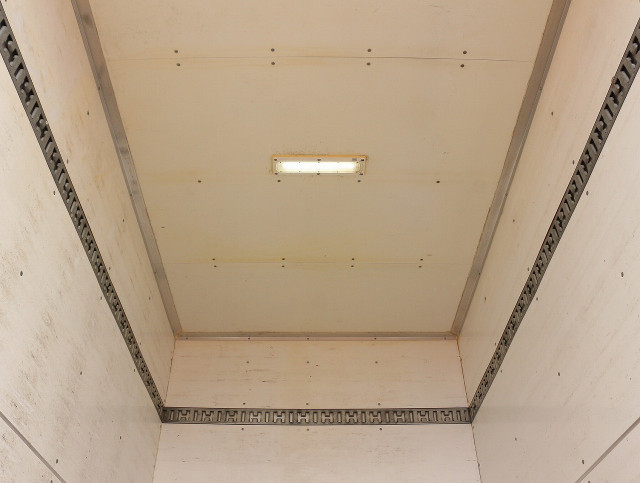 いすゞ エルフ 小型 バン TKG-NHR85AN(102720) 18枚目