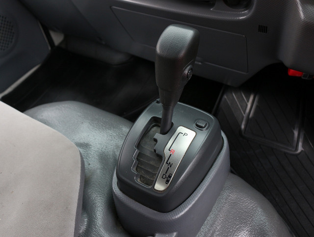 いすゞ エルフ 小型 バン TKG-NHR85AN(102720) 36枚目