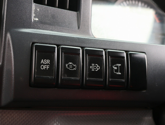 いすゞ エルフ 小型 バン TKG-NHR85AN(102720) 38枚目