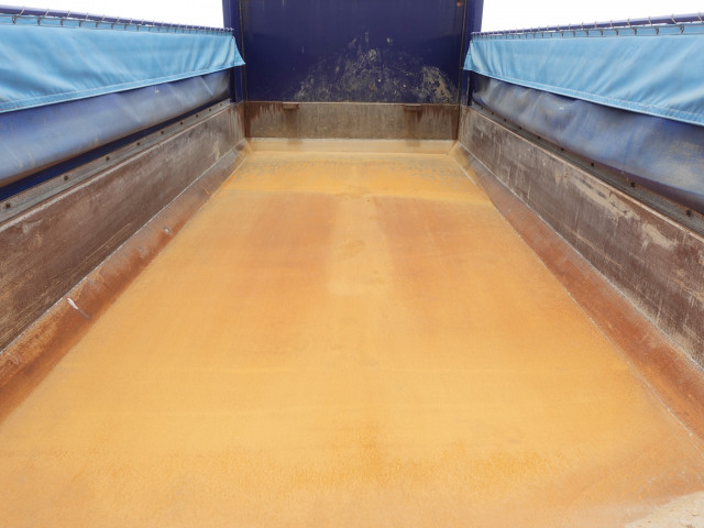 いすゞ ギガ 大型 土砂ダンプ QKG-CXZ77AT(102721) 16枚目