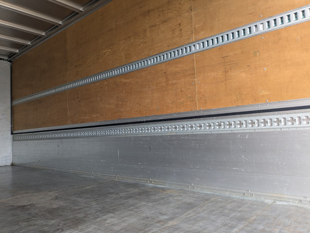 いすゞ フォワード 中型 ウィング TKG-FRR90T2(102722) 12枚目