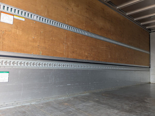 いすゞ フォワード 中型 ウィング TKG-FRR90T2(102722) 13枚目