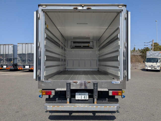 トヨタ ダイナ 小型 冷蔵冷凍バン TDG-XZU710(102724) 9枚目