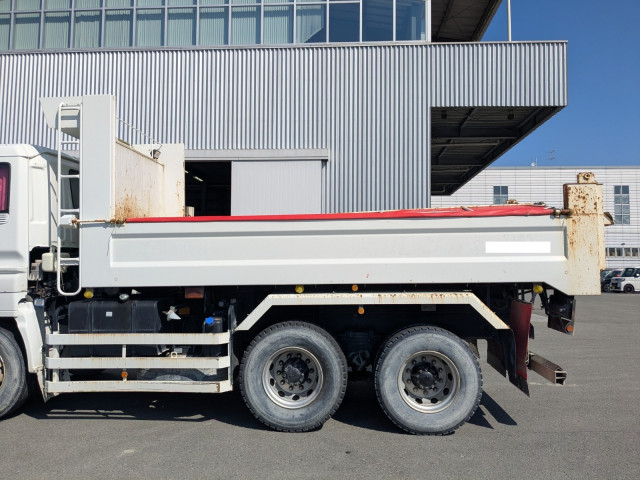 いすゞ ギガ 大型 土砂ダンプ QKG-CXZ77AT(102725) 15枚目
