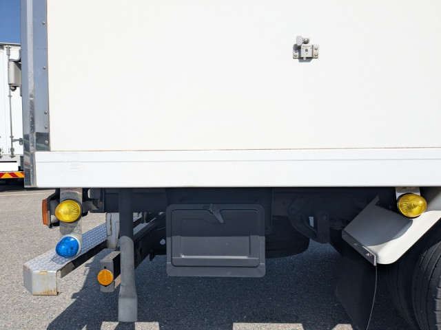 トヨタ ダイナ 小型 冷蔵冷凍バン TDG-XZU710(102724) 32枚目