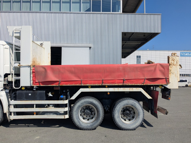 いすゞ ギガ 大型 土砂ダンプ QKG-CXZ77AT(102725) 17枚目