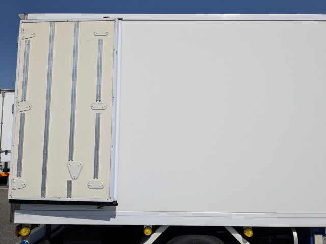 トヨタ ダイナ 小型 冷蔵冷凍バン TDG-XZU710(102724) 34枚目
