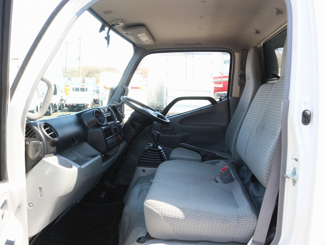 トヨタ ダイナ 小型 平ボディ TKG-XZC605(102726) 41枚目