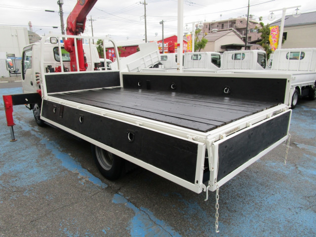 いすゞ エルフ 小型 平ボディ（クレーン付） TKG-NKR85AR(102730) 17枚目