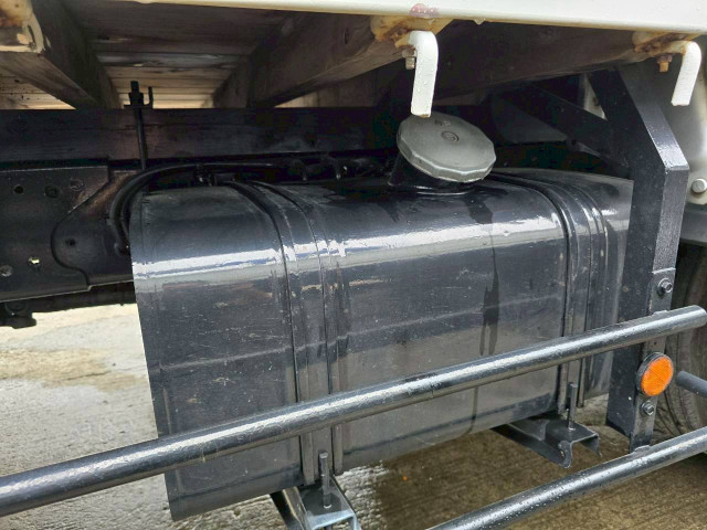 日野 レンジャー 中型 平ボディ（クレーン付） TKG-FC9JKAP(102731) 18枚目