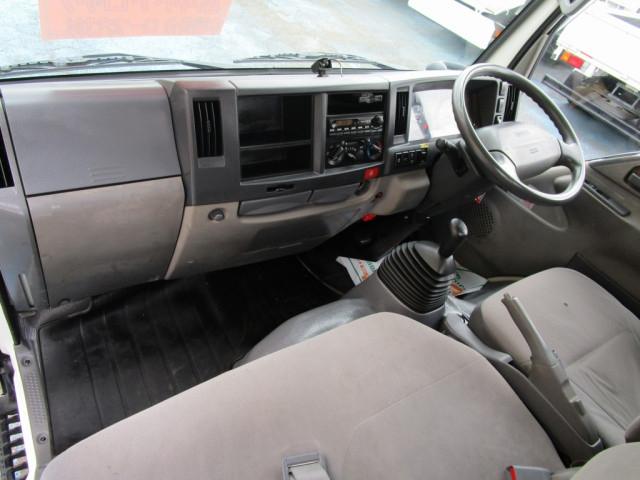 いすゞ エルフ 小型 平ボディ（クレーン付） TKG-NKR85AR(102730) 38枚目