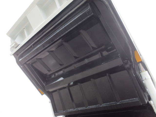 三菱ふそう キャンター 小型 塵芥車（プレス式） 2RG-FEAV0(102734) 15枚目