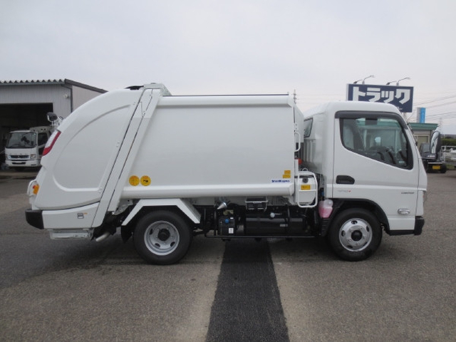 三菱ふそう キャンター 小型 塵芥車（プレス式） 2RG-FEAV0(102736) 8枚目
