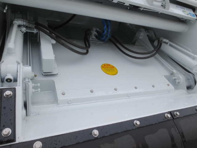 三菱ふそう キャンター 小型 塵芥車（プレス式） 2RG-FEAV0(102736) 12枚目