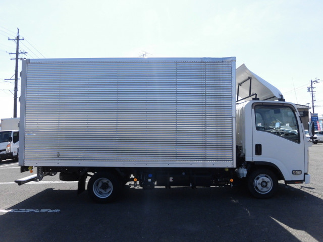いすゞ エルフ 小型 バン 2RG-NLR88AN(102741) 5枚目