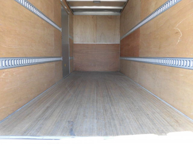 いすゞ エルフ 小型 バン 2RG-NLR88AN(102741) 11枚目