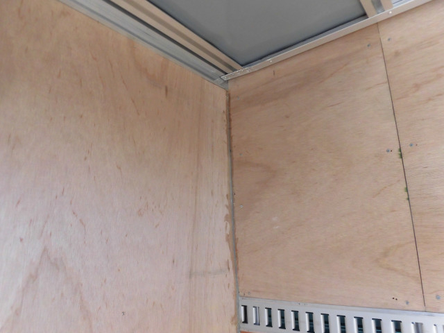 いすゞ エルフ 小型 バン 2RG-NLR88AN(102741) 15枚目