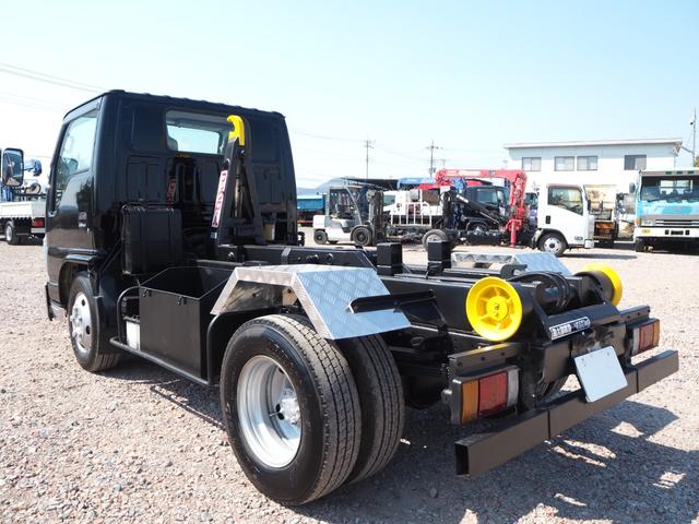 いすゞ エルフ 小型 コンテナ専用車 *********(102781) 4枚目