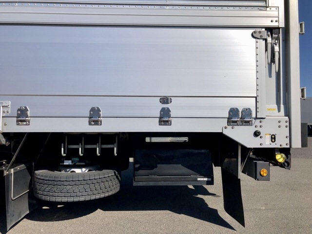日野 プロフィア 大型 ウィング 2DG-FW1AHG(55799) 39枚目
