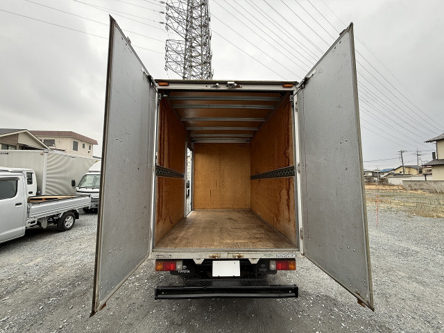 トヨタ トヨエース 小型 バン BDG-XZU308(102840) 9枚目