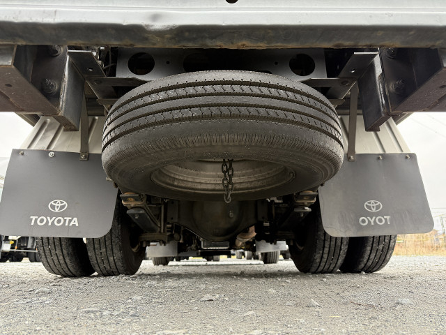 トヨタ トヨエース 小型 バン BDG-XZU308(102840) 26枚目