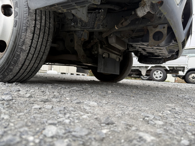 トヨタ トヨエース 小型 バン BDG-XZU308(102840) 27枚目