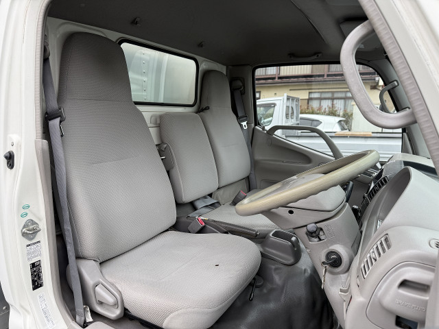 トヨタ トヨエース 小型 バン BDG-XZU308(102840) 34枚目