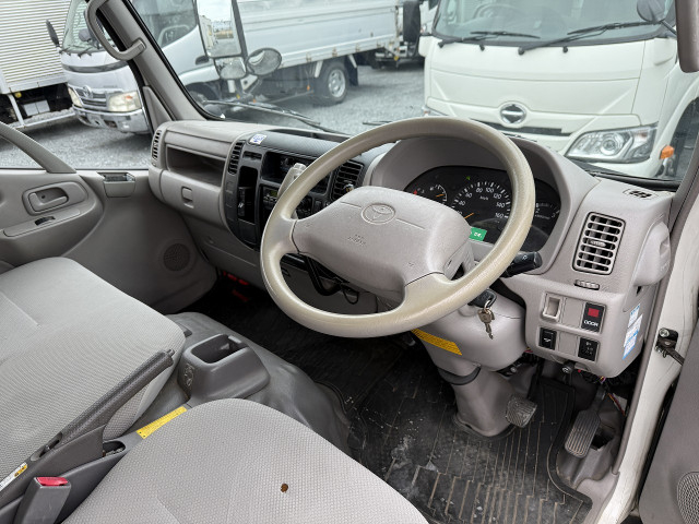 トヨタ トヨエース 小型 バン BDG-XZU308(102840) 36枚目