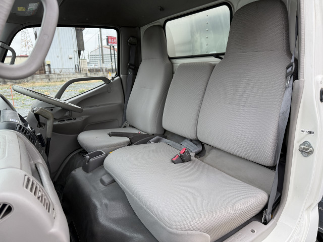 トヨタ トヨエース 小型 バン BDG-XZU308(102840) 43枚目