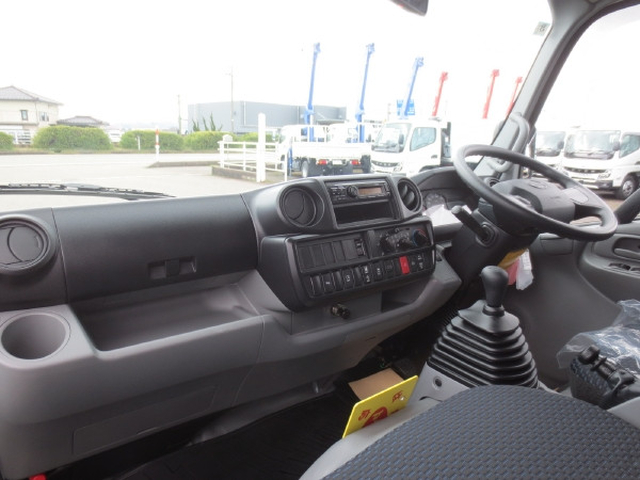 日野 デュトロ 小型 バン 2KG-XZU655M(102844) 14枚目