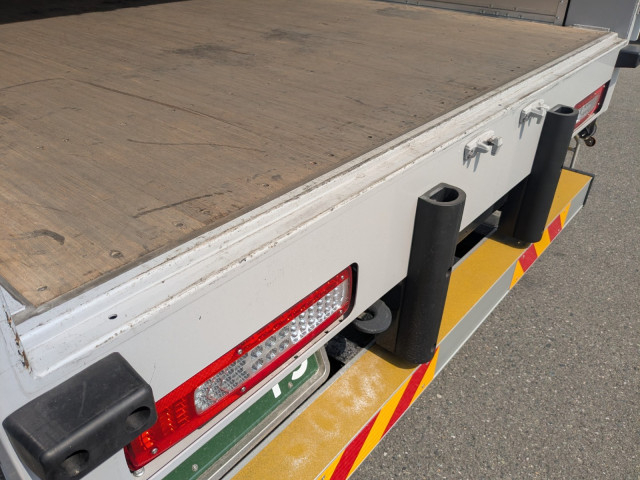 UDトラックス（日産） クオン 大型 ウィング 2PG-CD4FA(102846) 10枚目