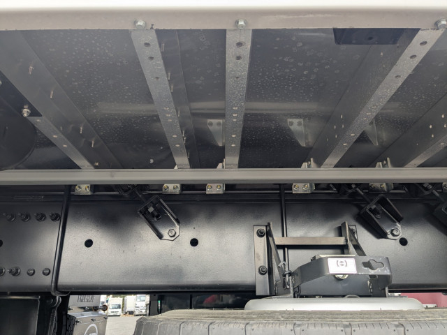 UDトラックス（日産） クオン 大型 ウィング 2PG-CD4FA(102846) 19枚目