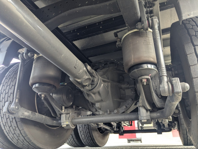 UDトラックス（日産） クオン 大型 ウィング 2PG-CD4FA(102846) 21枚目