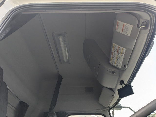 UDトラックス（日産） クオン 大型 ウィング 2PG-CD4FA(102846) 31枚目