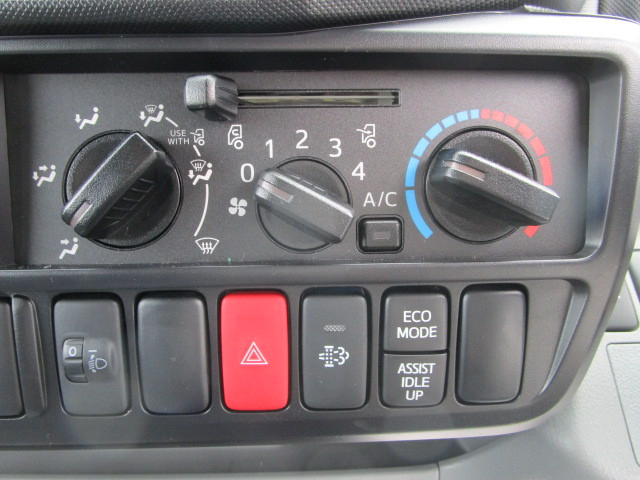 日野 デュトロ 小型 Wキャブ 2KG-XZU605M(102849) 16枚目