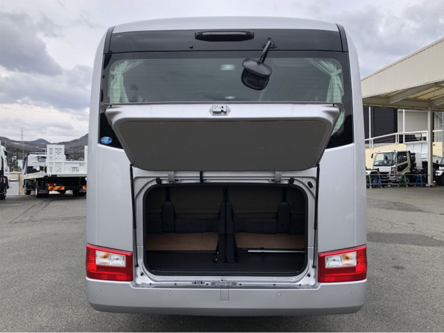 トヨタ コースター 小型 バス 2KG-GDB70(102850) 8枚目