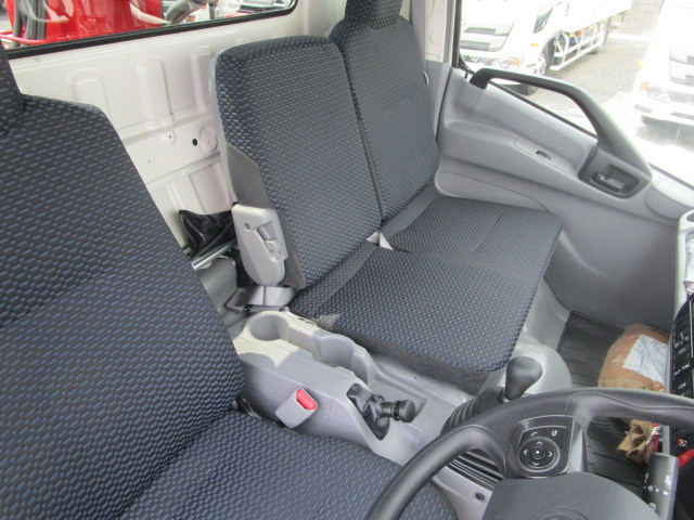 日野 デュトロ 小型 平ボディ（クレーン付） 2KG-XZU720M(102851) 16枚目