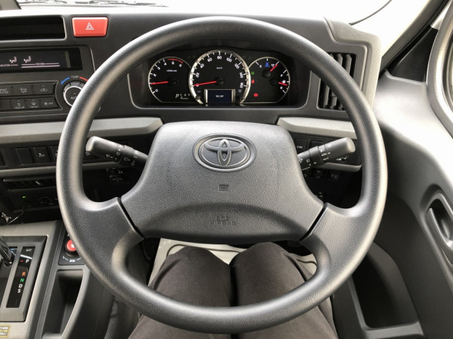 トヨタ コースター 小型 バス 2KG-GDB70(102850) 36枚目