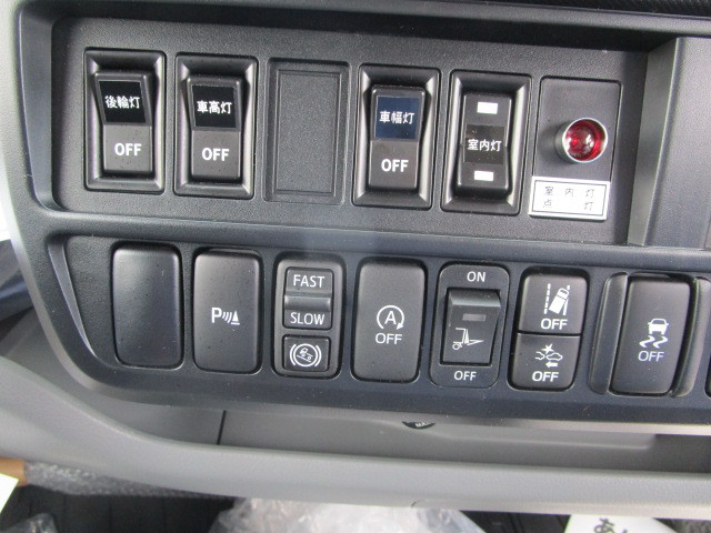 日野 デュトロ 小型 バン 2KG-XZU655M(102853) 17枚目