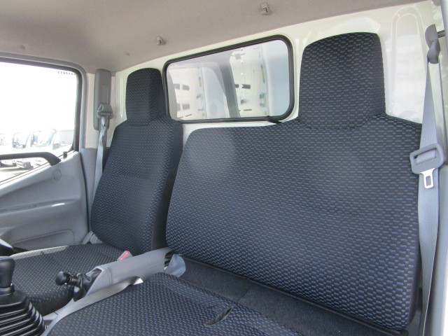 日野 デュトロ 小型 バン 2KG-XZU655M(102853) 22枚目