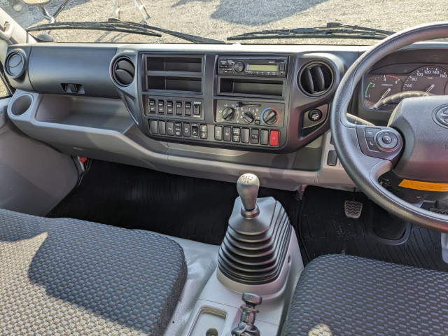 日野 デュトロ 小型 ウィング 2KG-XZU710M(102852) 25枚目