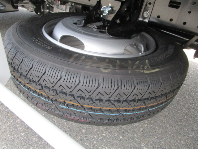 日野 デュトロ 小型 バン 2KG-XZU655M(102853) 45枚目