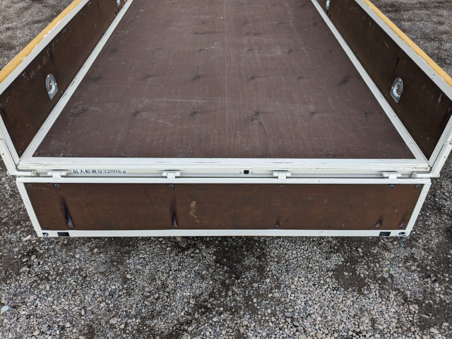 日野 デュトロ 小型 平ボディ（クレーン付） 2KG-XZU722M(102854) 9枚目