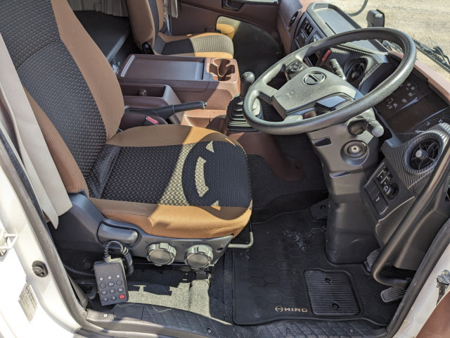 日野 レンジャー 中型 ウィング 2KG-FD2ABG(102856) 24枚目