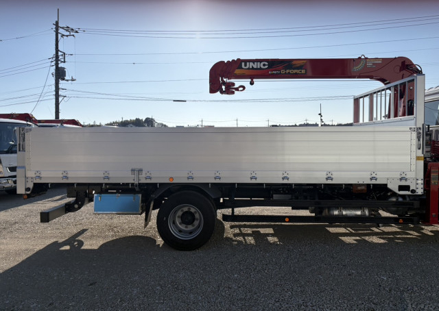 三菱ふそう ファイター 増トン 平ボディ（クレーン付） 2KG-FK62FZ(102860) 6枚目