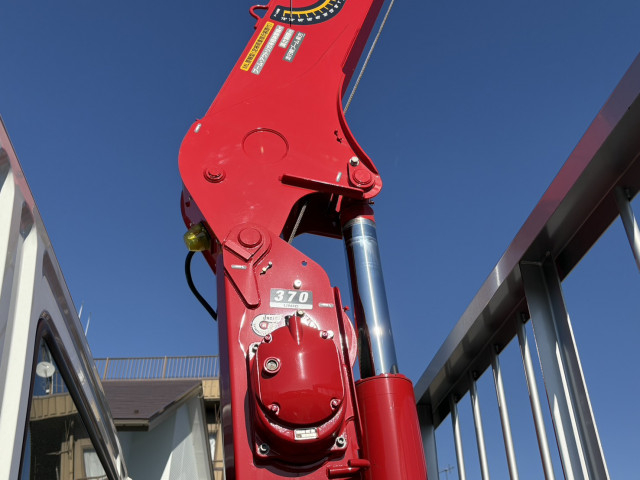 三菱ふそう ファイター 増トン 平ボディ（クレーン付） 2KG-FK62FZ(102860) 20枚目