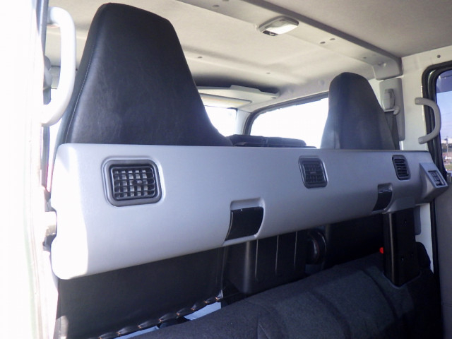 三菱ふそう キャンター 小型 Wキャブ 2RG-FBA20(102861) 17枚目