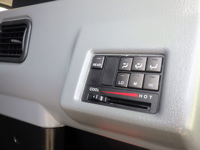 三菱ふそう キャンター 小型 Wキャブ 2RG-FBA20(102861) 18枚目